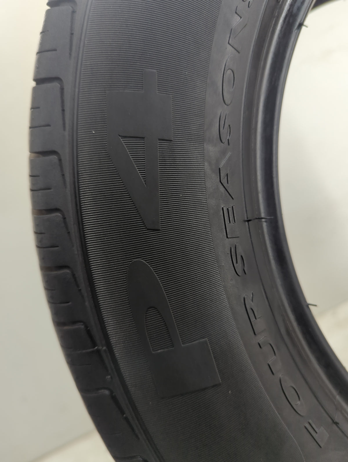 Used Tire 205/65R15 FIRELLI P4 94H - Tread Depth 12/32 - Oemusedautoparts1.com