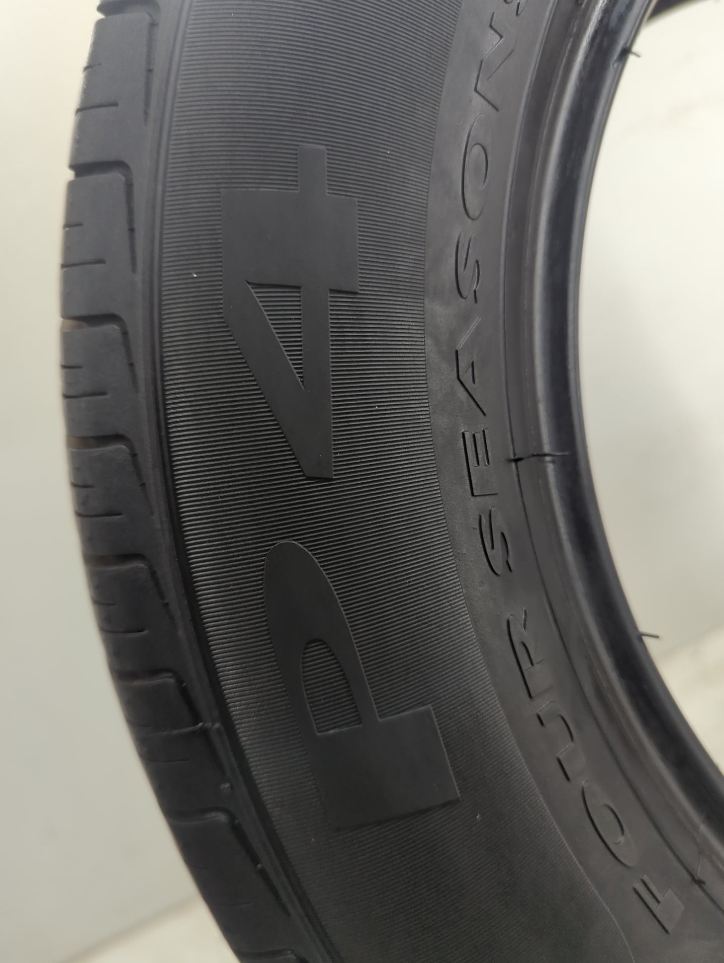 Used Tire 205/65R15 FIRELLI P4 94H - Tread Depth 12/32 - Oemusedautoparts1.com