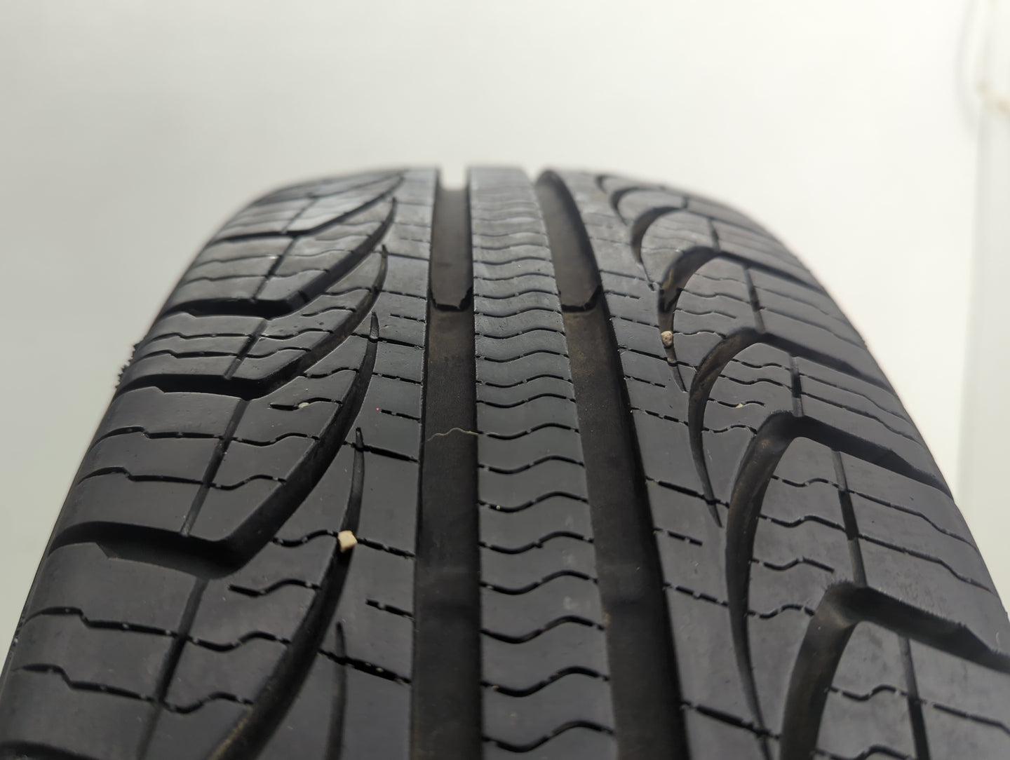 Used Tire 205/65R15 FIRELLI P4 94H - Tread Depth 12/32 - Oemusedautoparts1.com