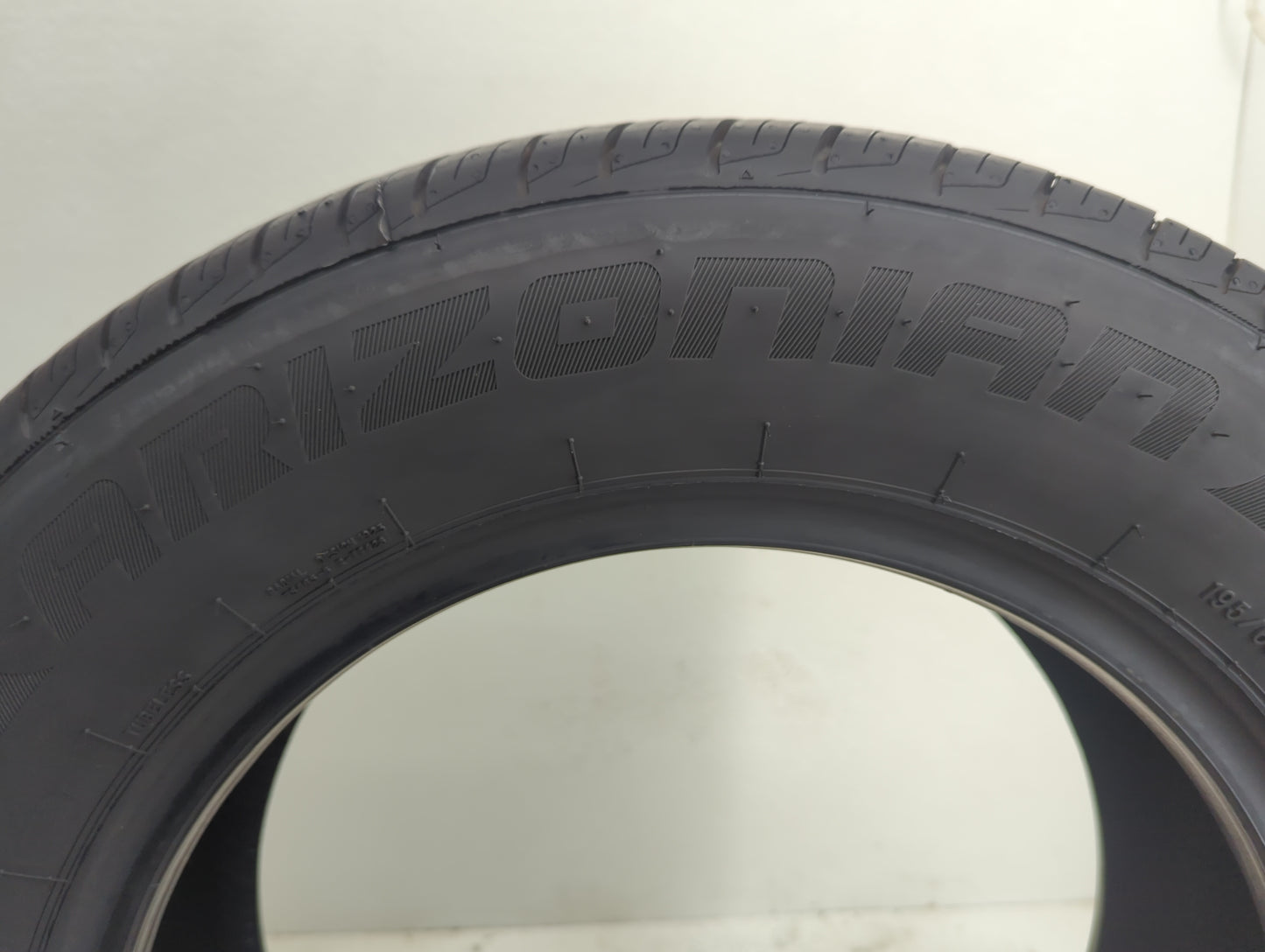 Used Tire 195/65R15 ARIZONA SILVER EDITION 91H - Tread Depth 8/32 - Oemusedautoparts1.com