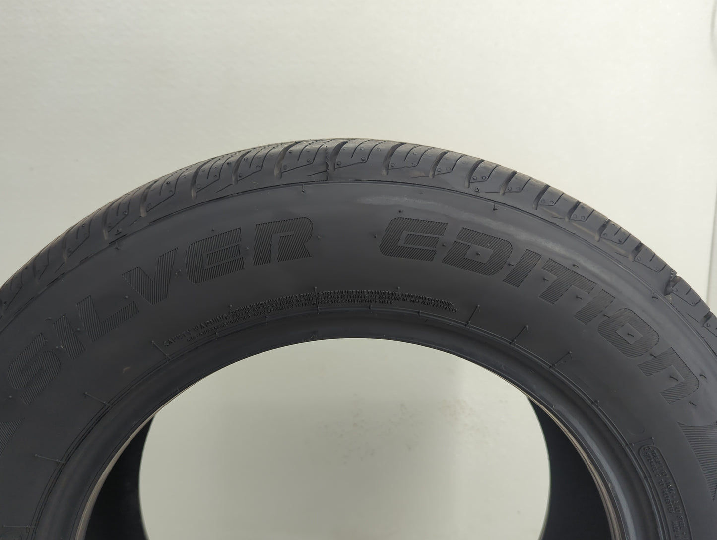 Used Tire 195/65R15 ARIZONA SILVER EDITION 91H - Tread Depth 8/32 - Oemusedautoparts1.com