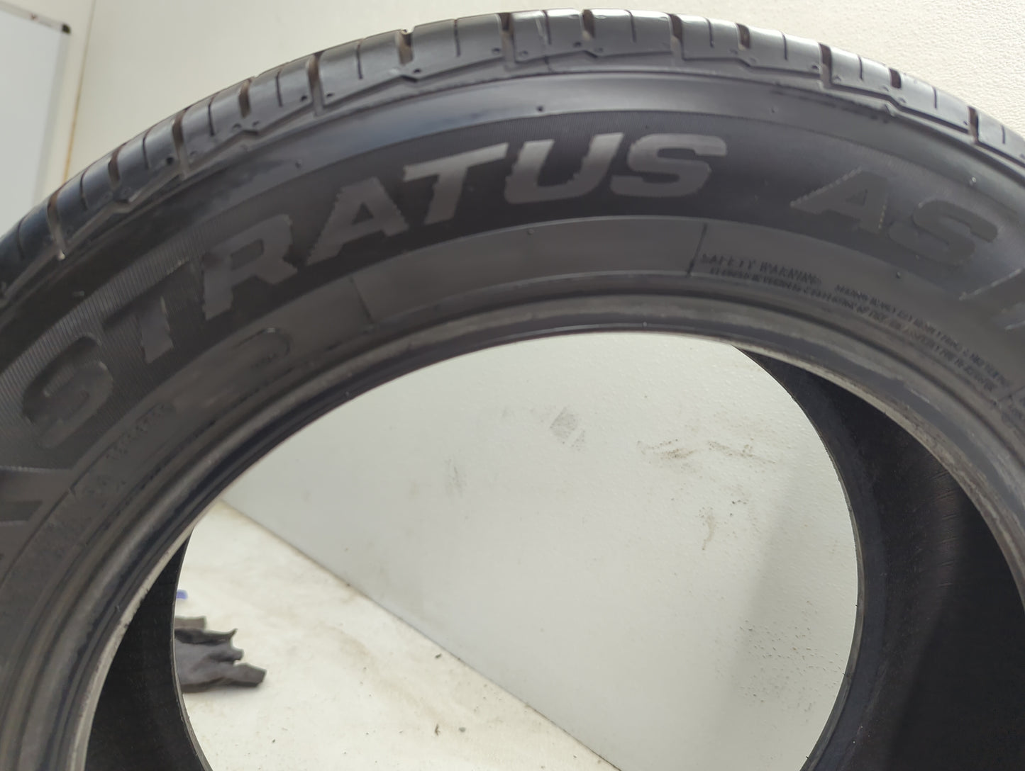 Used Tire 205/55R16 MASTERCRAFT STRATUS AS 94H - Tread Depth 10/32 - Oemusedautoparts1.com