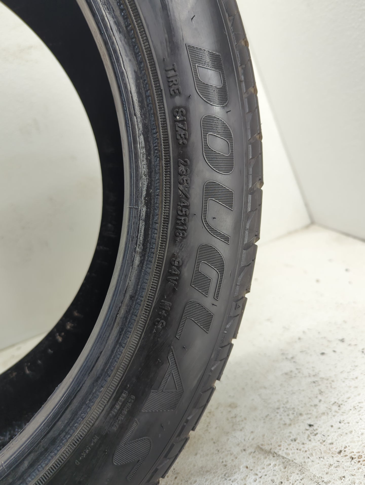 Used Tire 235/45R18 DUGLAS TOURING 94V - Tread Depth 10/32 - Oemusedautoparts1.com