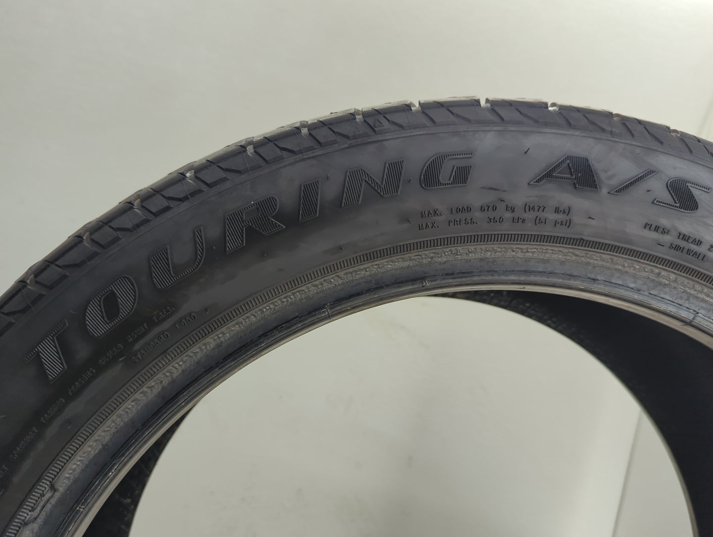 Used Tire 235/45R18 DUGLAS TOURING 94V - Tread Depth 10/32 - Oemusedautoparts1.com