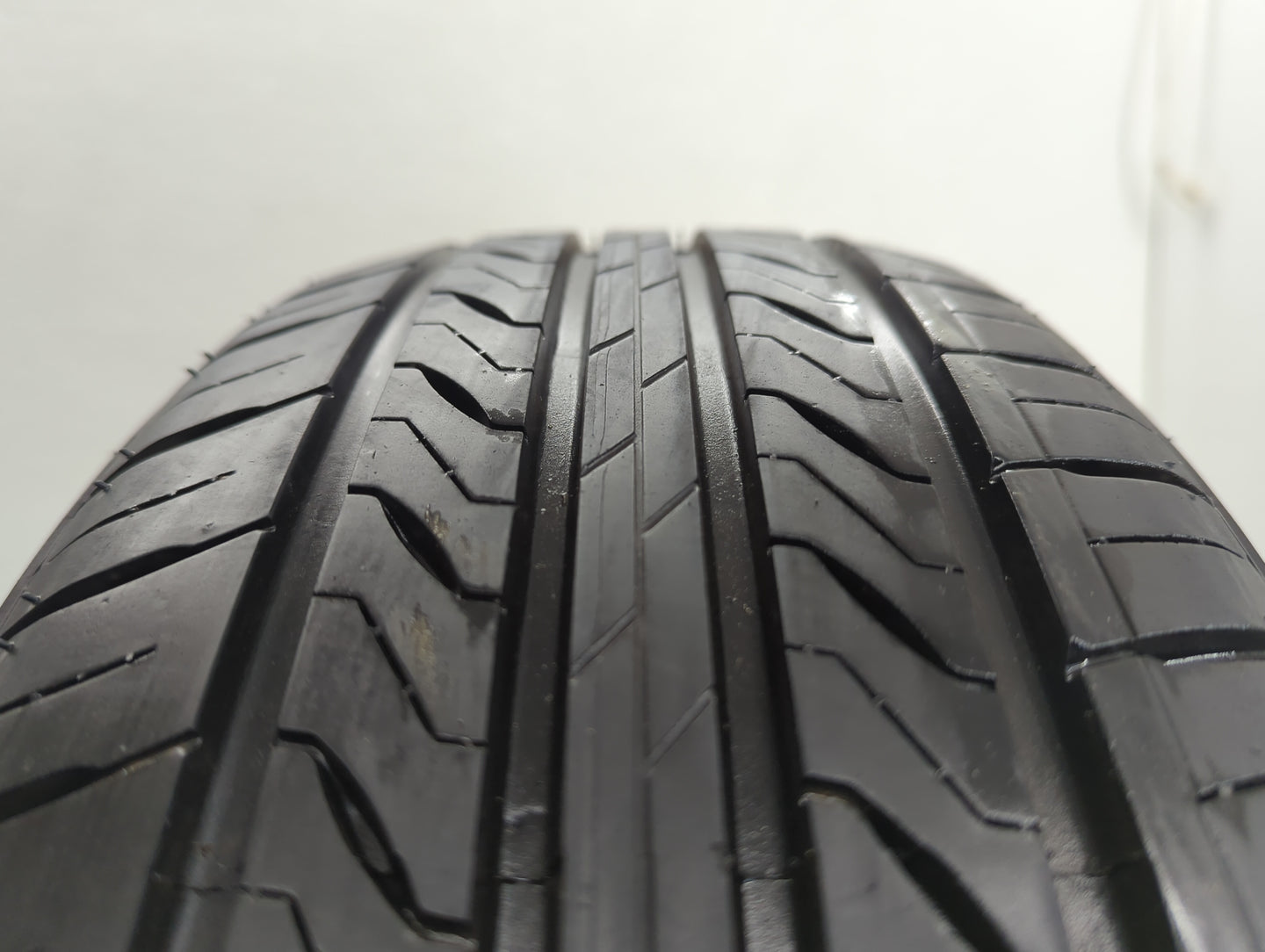Used Tire 205/65R16 SENTURY TOURING 95H - Tread Depth 12/32 - Oemusedautoparts1.com