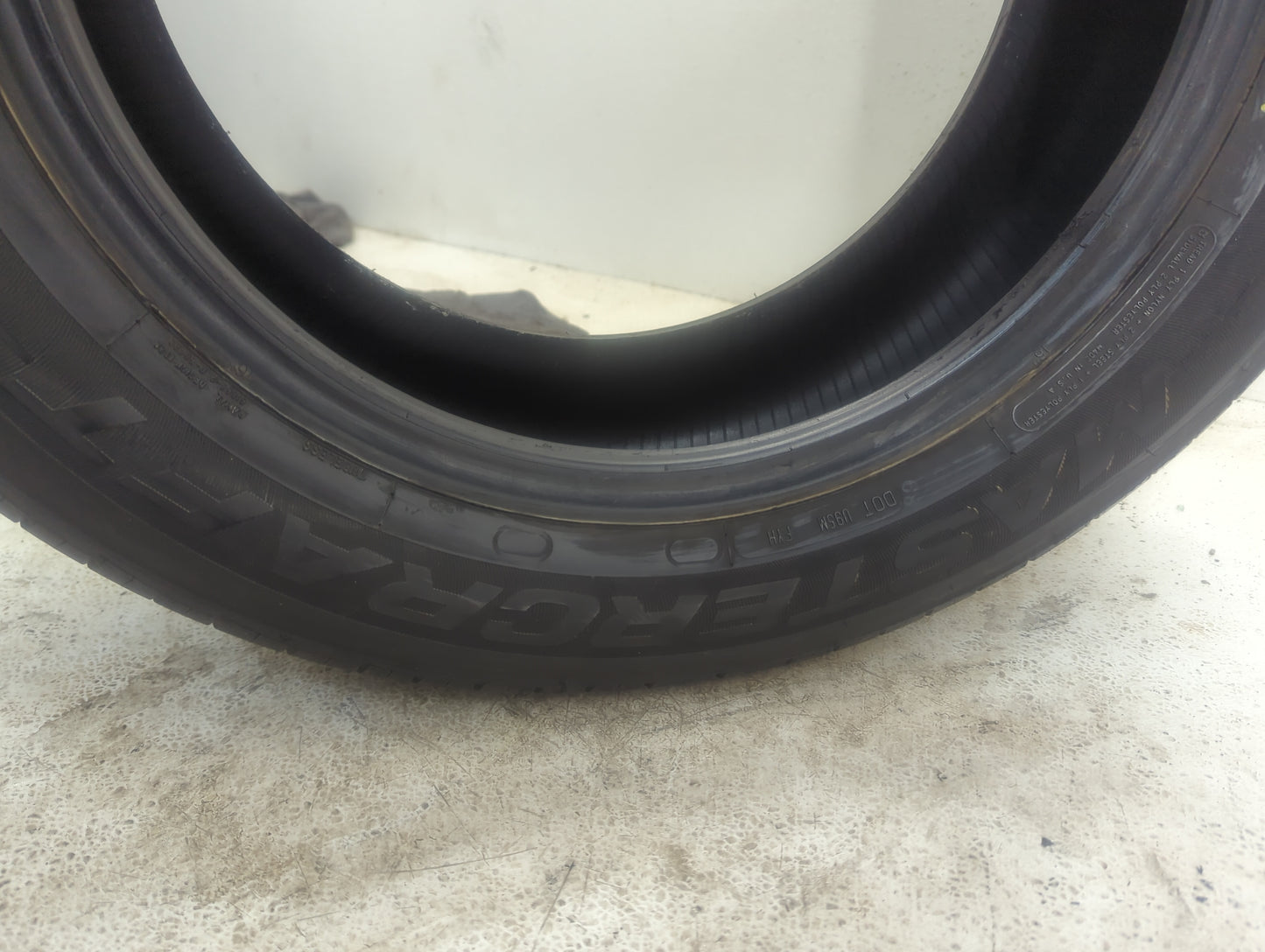 Used Tire 215/60R16 MASTERCRAFT SRT-TOURING 95V - Tread Depth 9/32 - Oemusedautoparts1.com