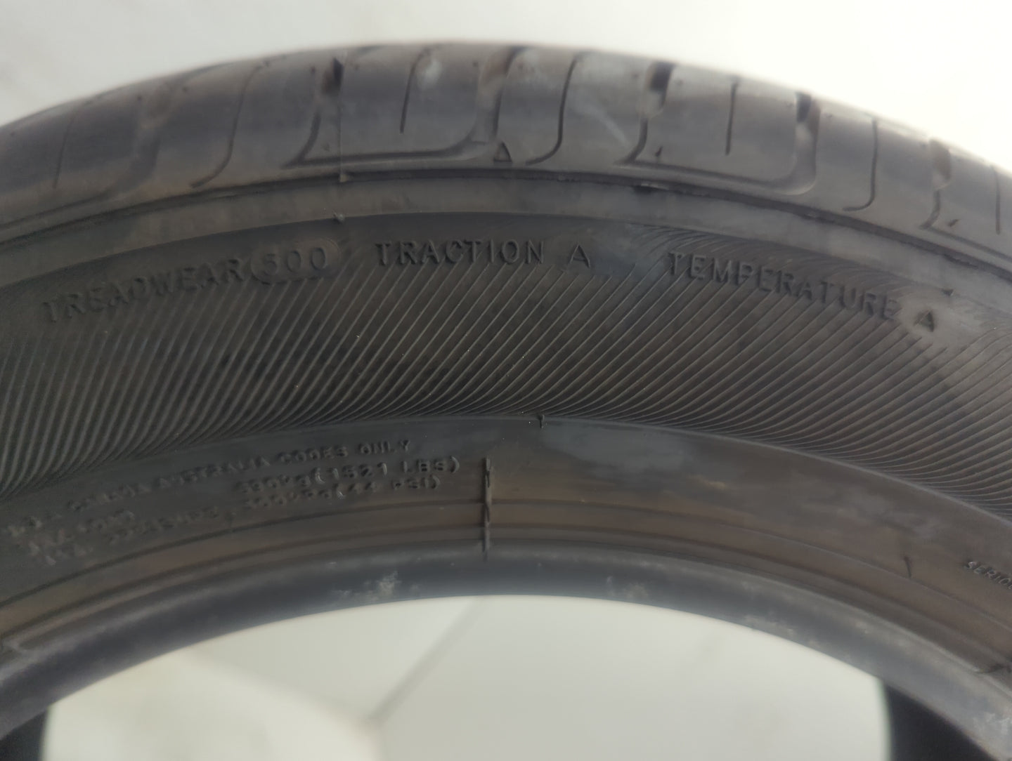 Used Tire 215/60R16 VERCELLI STRADA I 95V - Tread Depth 8/32 - Oemusedautoparts1.com