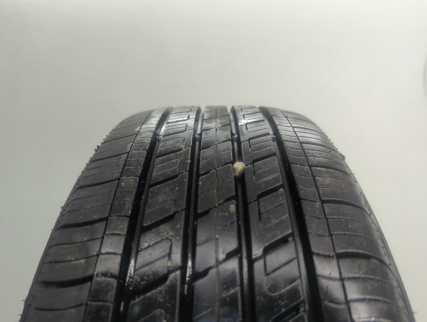 Used Tire 225/60R17 NEXEN ARIA AH7 99T - Tread Depth 8/32 - Oemusedautoparts1.com