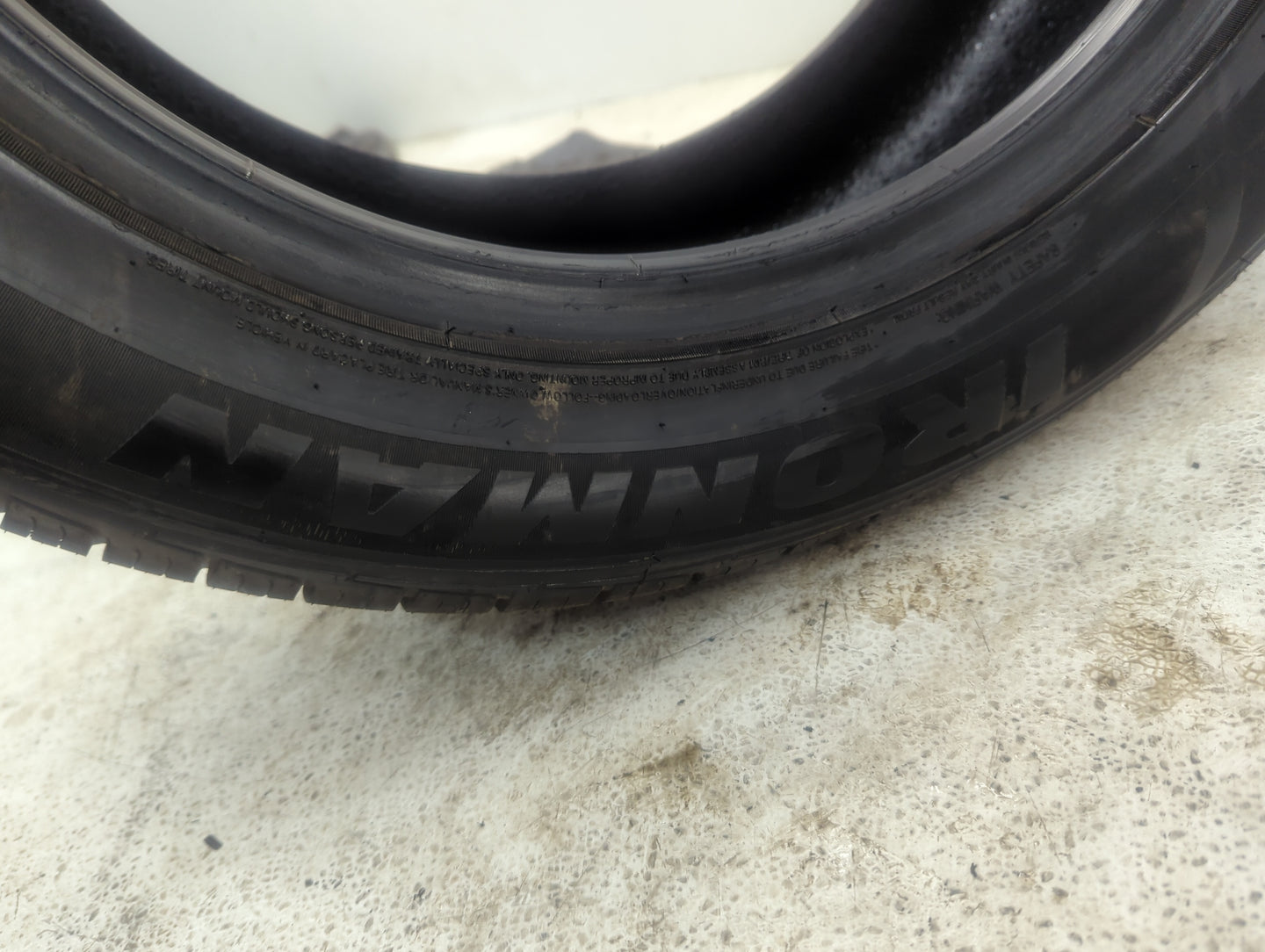 Used Tire 235/55R17 IRONMAN GR906 99H - Tread Depth 8/32 - Oemusedautoparts1.com