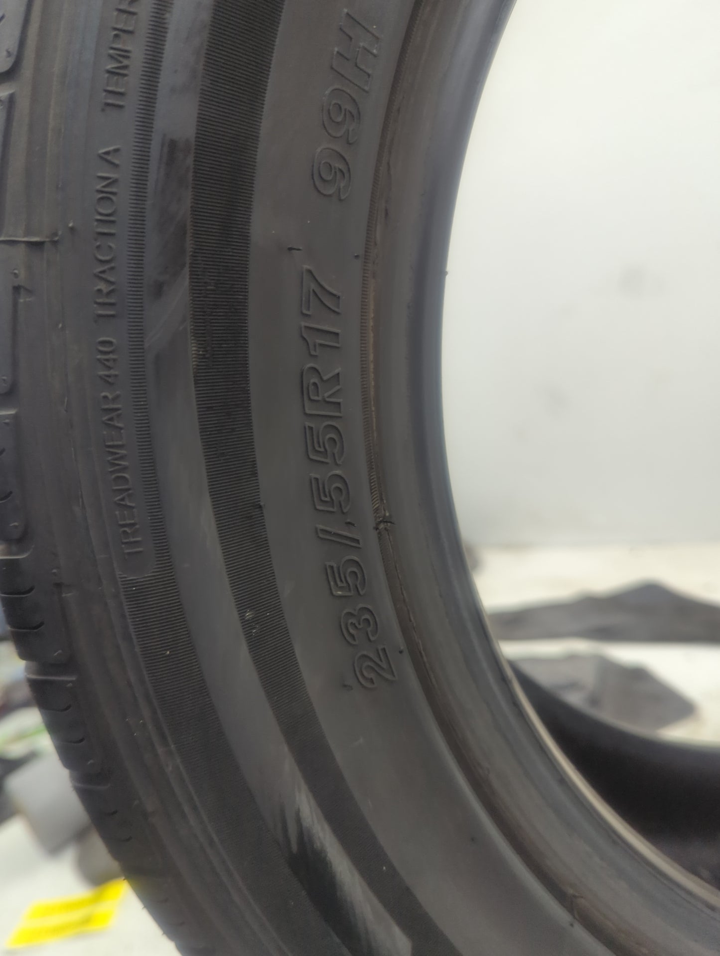 Used Tire 235/55R17 IRONMAN GR906 99H - Tread Depth 8/32 - Oemusedautoparts1.com