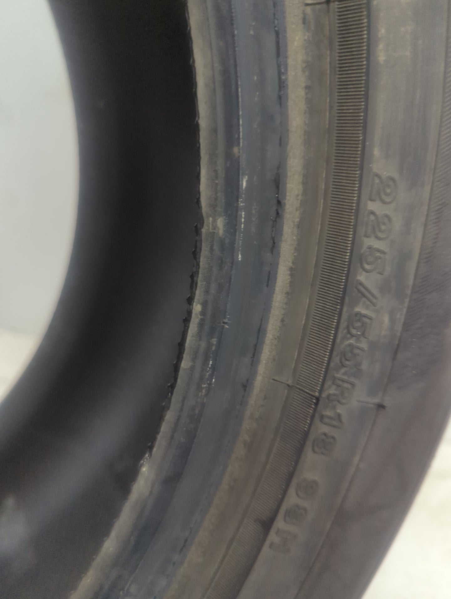 Used Tire 225/55R18 YOKOHAMA YK-CTX 98H - Tread Depth 6/32 - Oemusedautoparts1.com