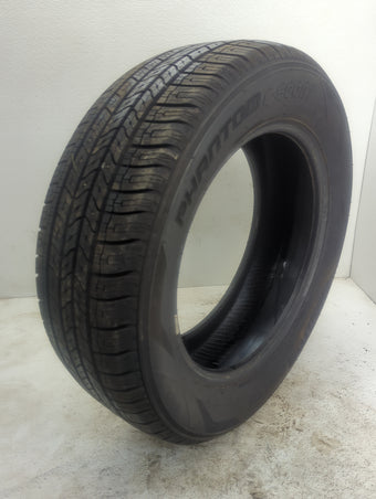 compare product Used Tire 235/60R/18 PHANTOM C-SPORT 107V - Tread Depth 10/32