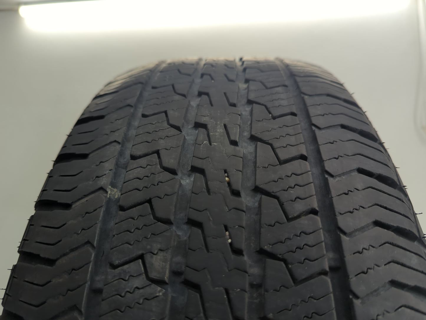 Used Tire 255/60R19 GT RADIAL ADVENTURO HT 108H - Tread Depth 6.5/32 - Oemusedautoparts1.com