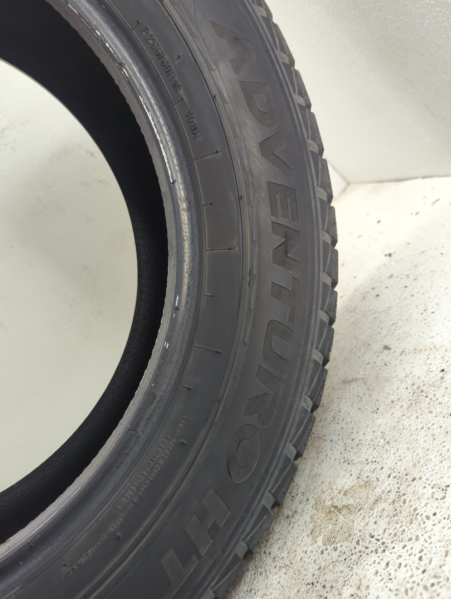Used Tire 255/60R19 GT RADIAL ADVENTURO HT 108H - Tread Depth 6.5/32 - Oemusedautoparts1.com