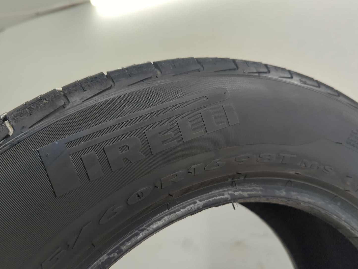 Used Tire P225/60R16 FIRELLI P4 98T All Season - Tread Depth 7.5/32 - Oemusedautoparts1.com