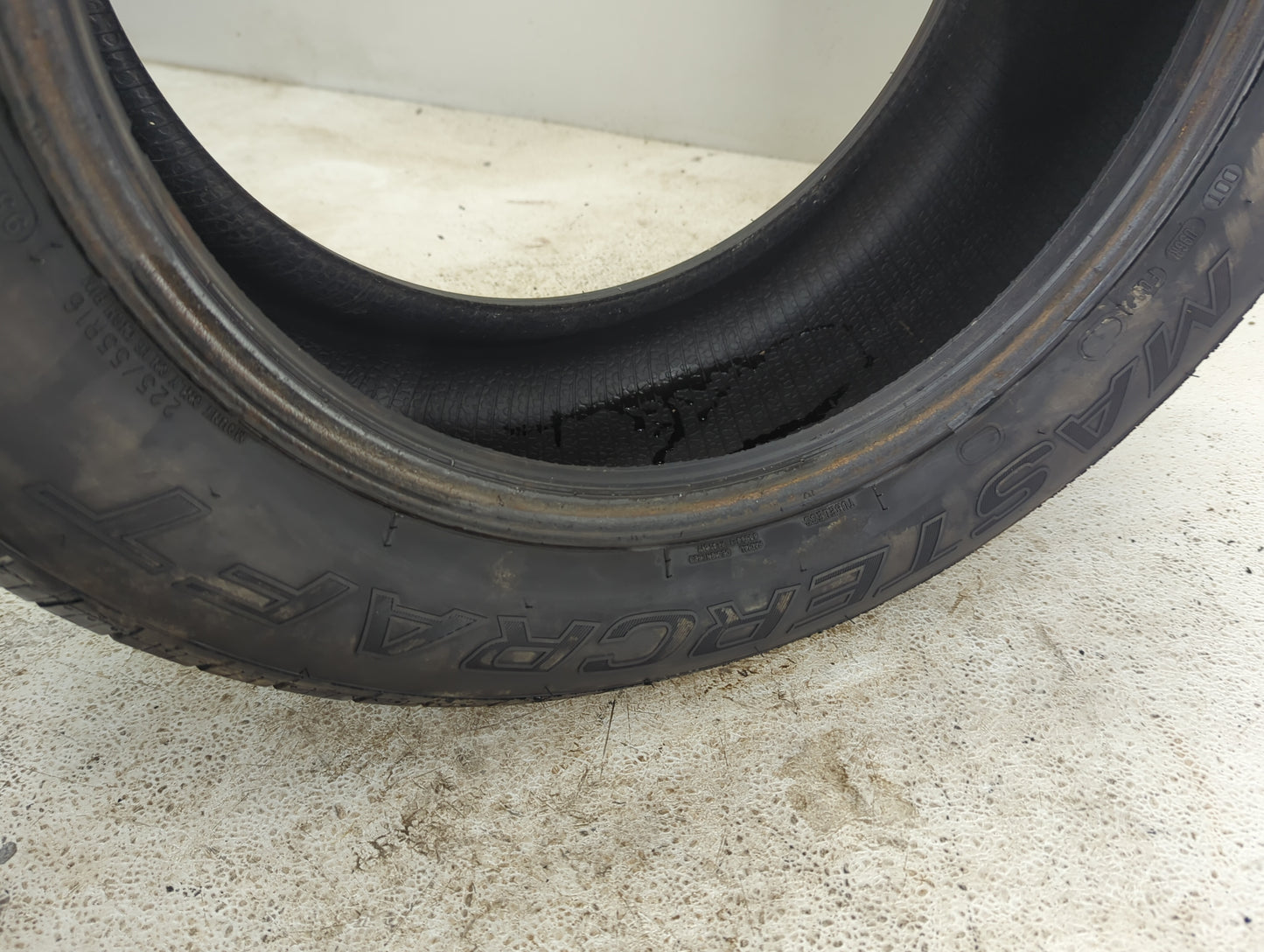 Used Tire 225/55R16 MASTERCRAFT LSR GRAND TOURING 95V - Tread Depth 7/32 - Oemusedautoparts1.com