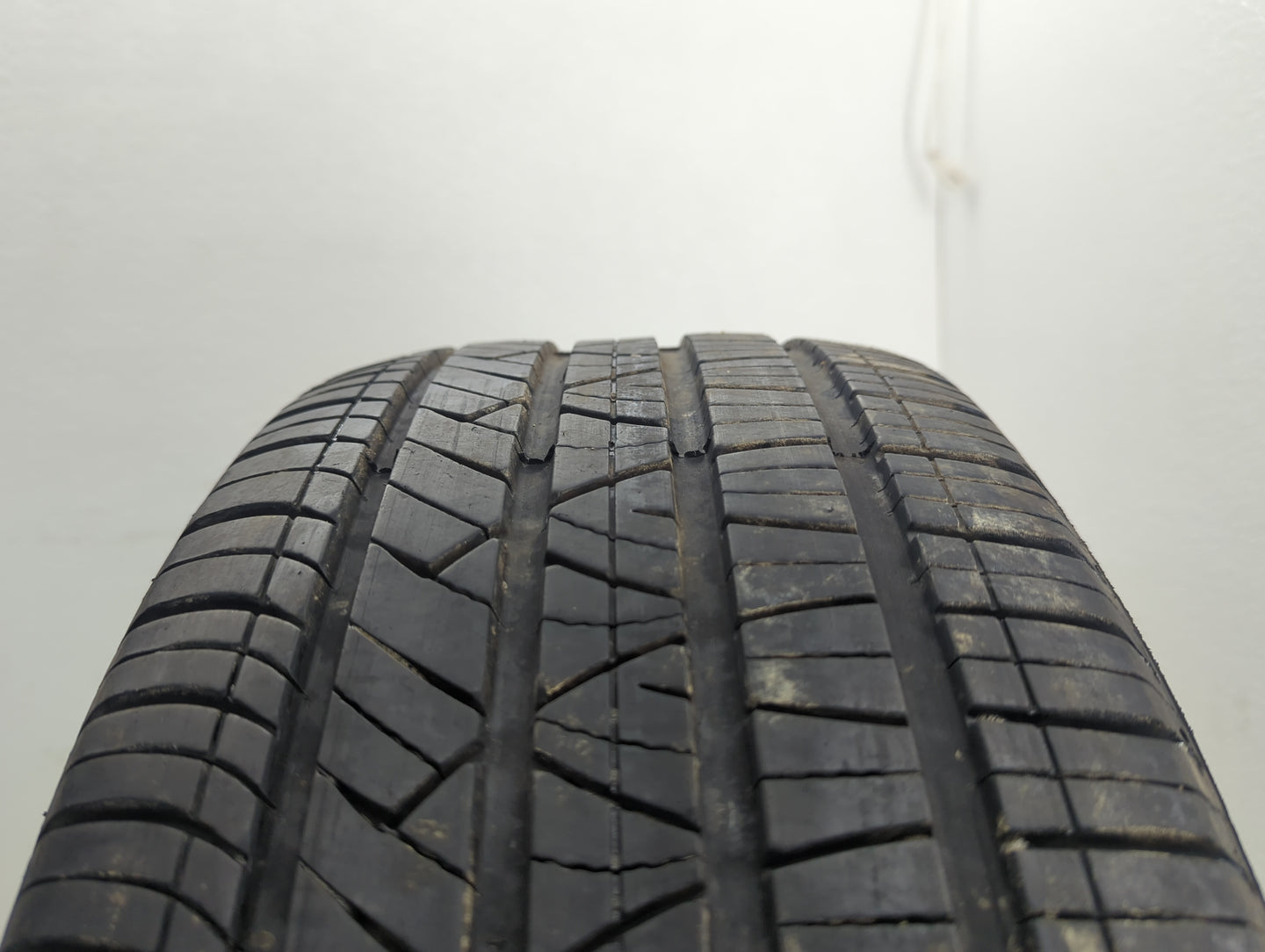 Used Tire 225/55R16 MASTERCRAFT LSR GRAND TOURING 95V - Tread Depth 7/32 - Oemusedautoparts1.com