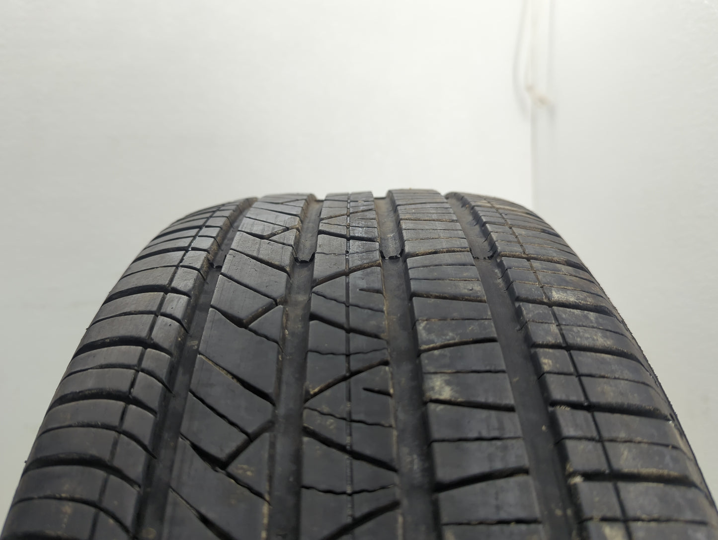 Used Tire 225/55R16 MASTERCRAFT LSR GRAND TOURING 95V - Tread Depth 7/32 - Oemusedautoparts1.com