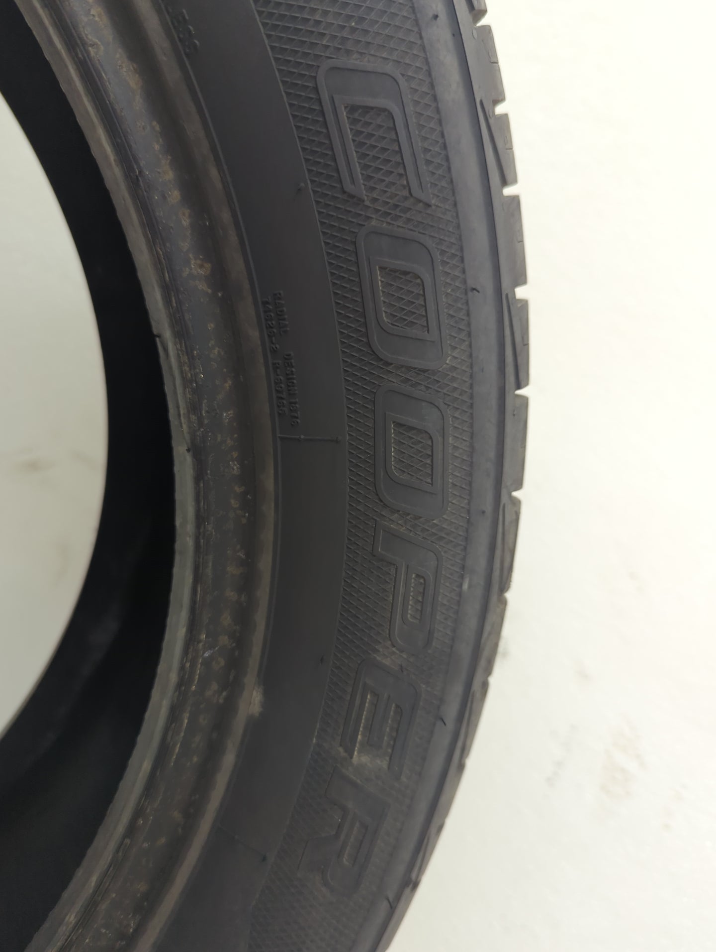 Used Tire 245/50R20 COOPER ENDURAMAX 102T - Tread Depth 8/32 - Oemusedautoparts1.com