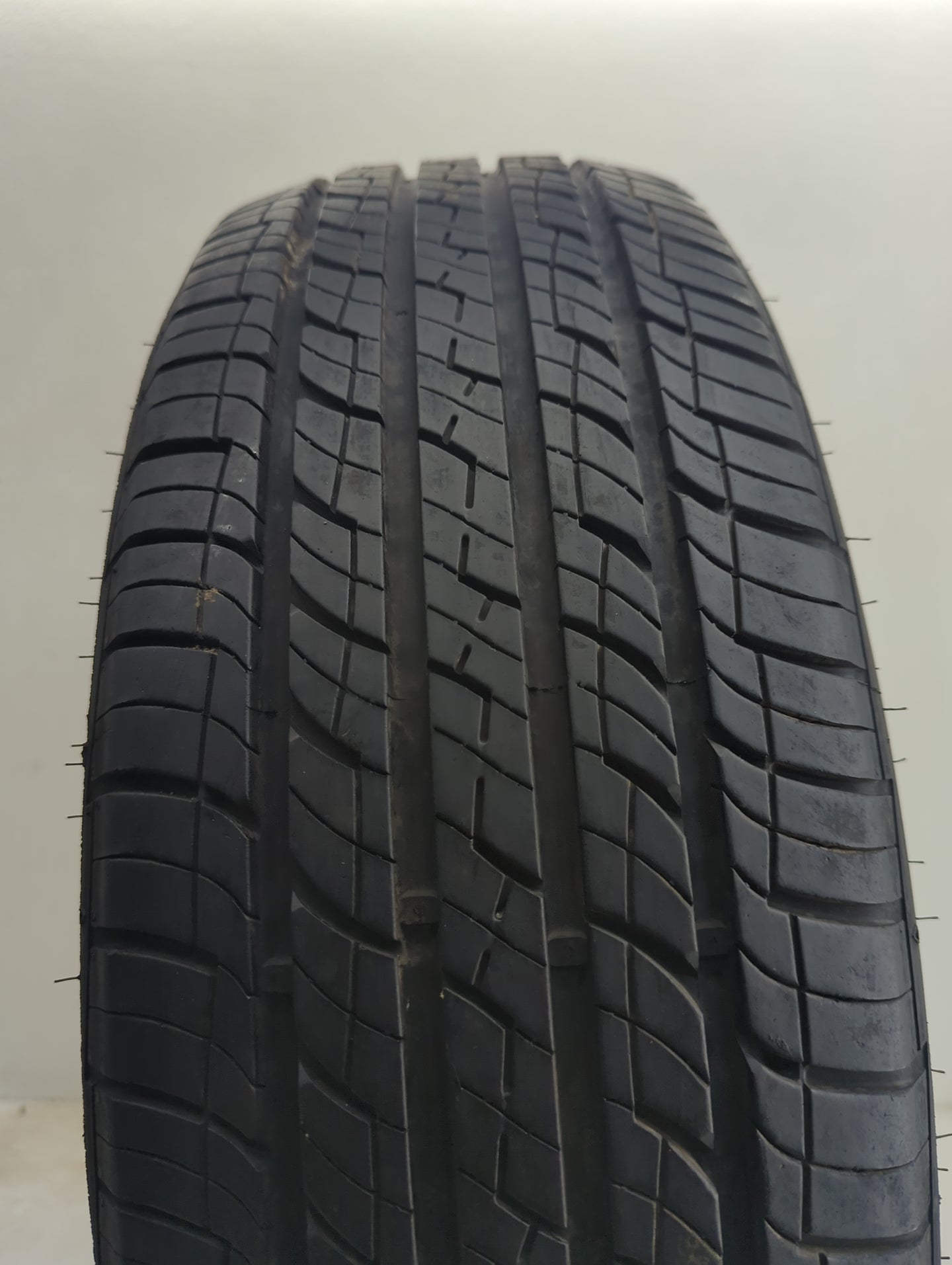 Used Tire 225/65R17 MASTERCRAFT SRT TOURING 102T - Tread Depth 9.5/32 - Oemusedautoparts1.com