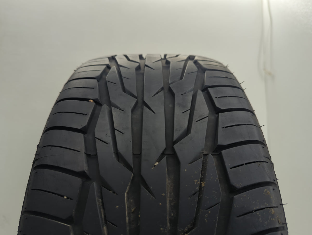 Used Tire 235/45R17 TOYO EXTENSA HP II 97W - Tread Depth 9/32 - Oemusedautoparts1.com