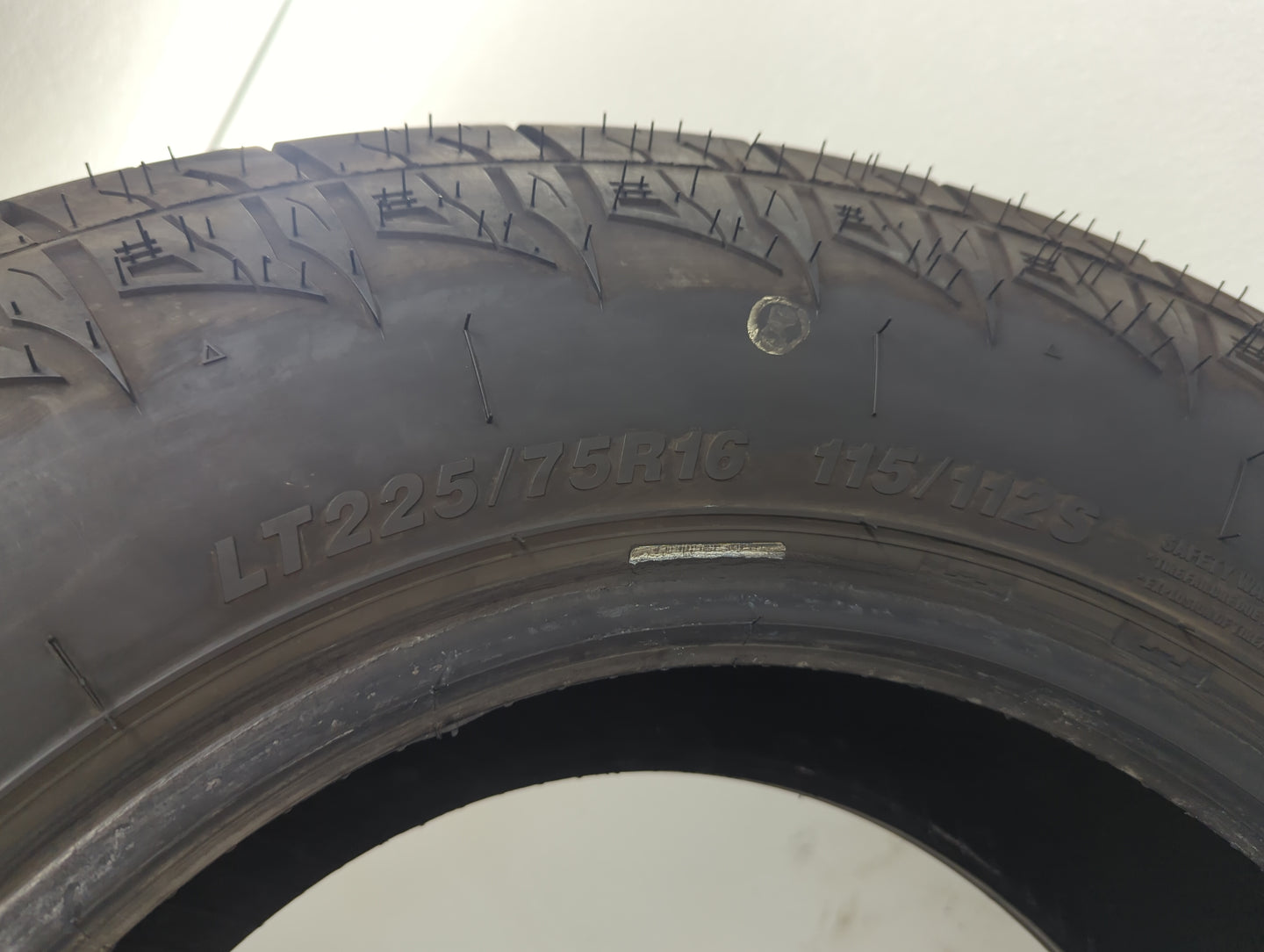 Used Tire LT225/75R16 CORSA HIGHWAY TERRAIN 115/112S - Tread Depth 11.5/32 - Oemusedautoparts1.com