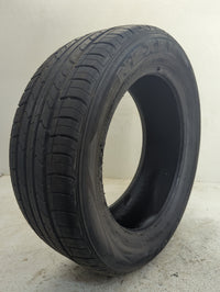Used Tire P225/55R17 NEXEN CLASSE PREMIERE CP672 97H - Tread Depth 9/32 - Oemusedautoparts1.com