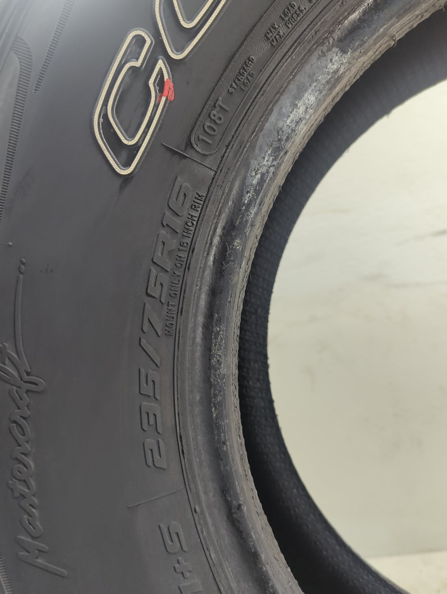 Used Tire 235/75R16 MASTERCRAFT COURSER HSX 108T - Tread Depth 9/32 - Oemusedautoparts1.com