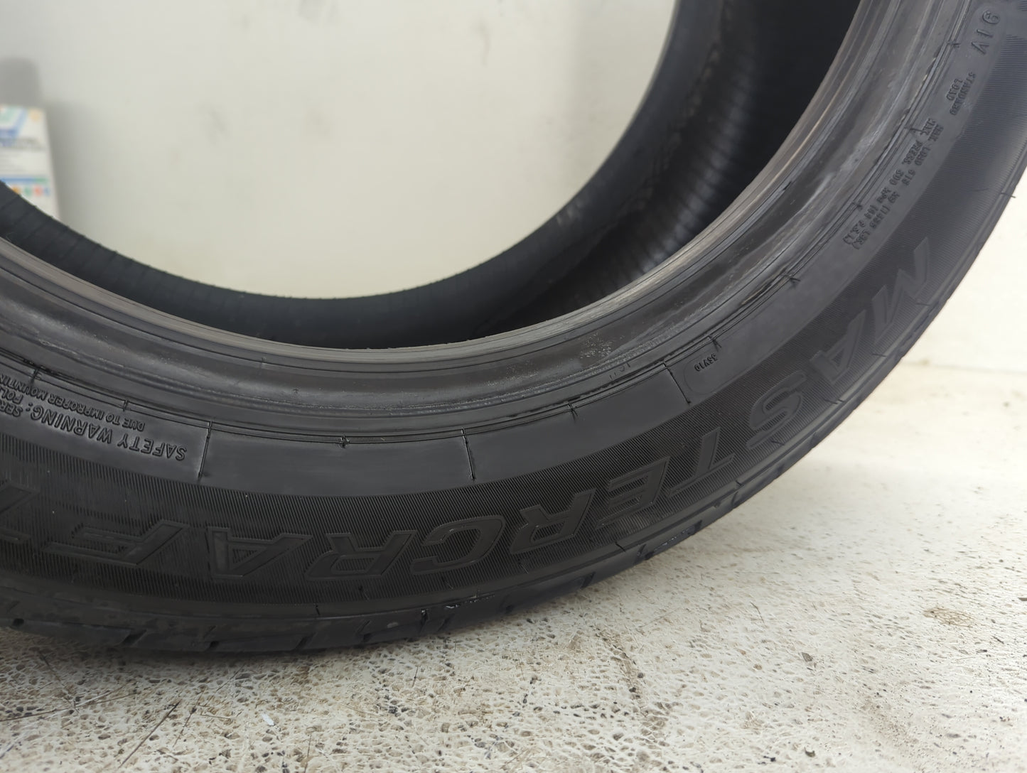 Used Tire 205/55R16 MASTERCRAFT COURSRE QUEST 91V - Tread Depth 8/32 - Oemusedautoparts1.com