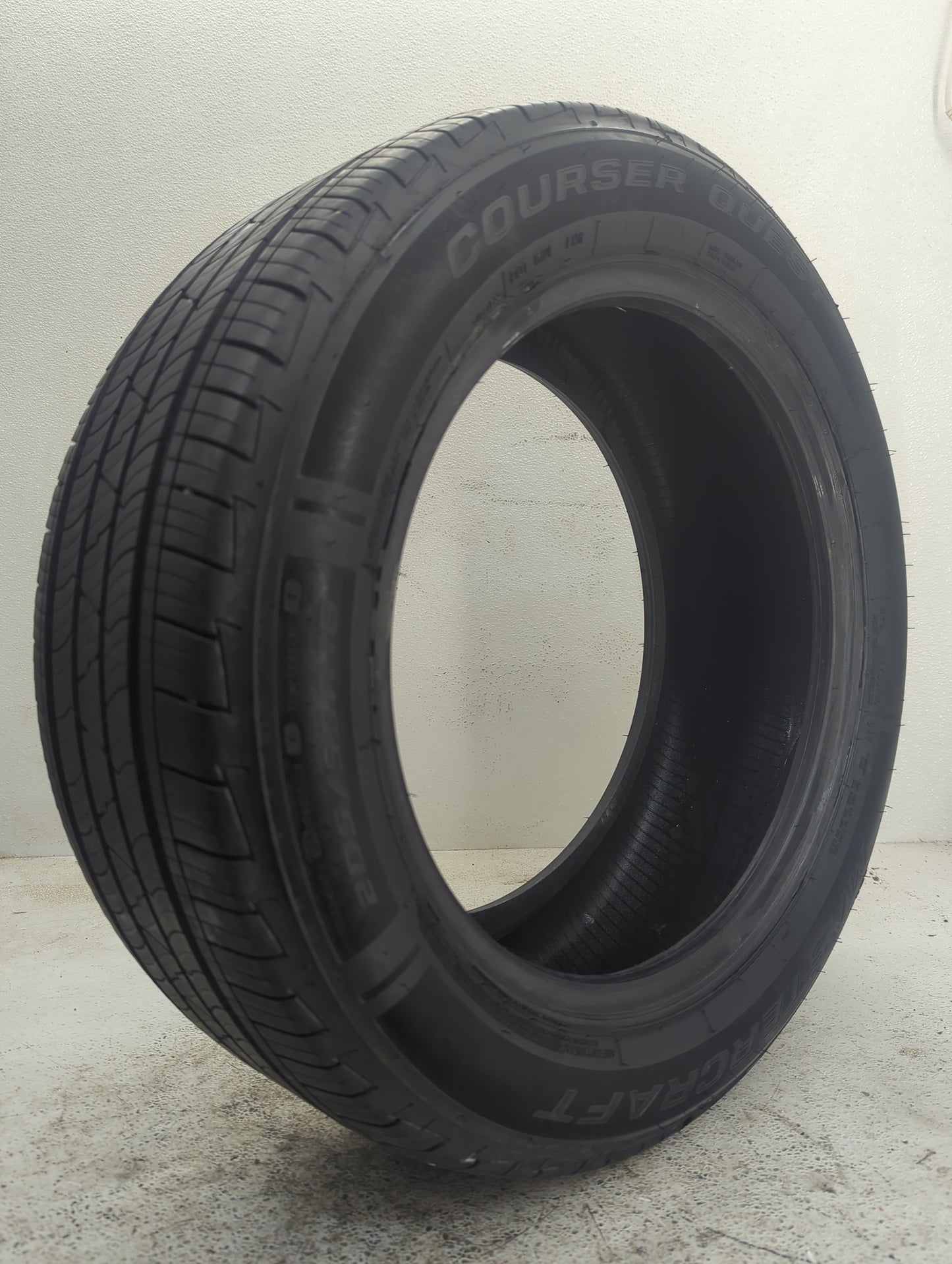 Used Tire 205/55R16 MASTERCRAFT COURSRE QUEST 91V - Tread Depth 8/32 - Oemusedautoparts1.com