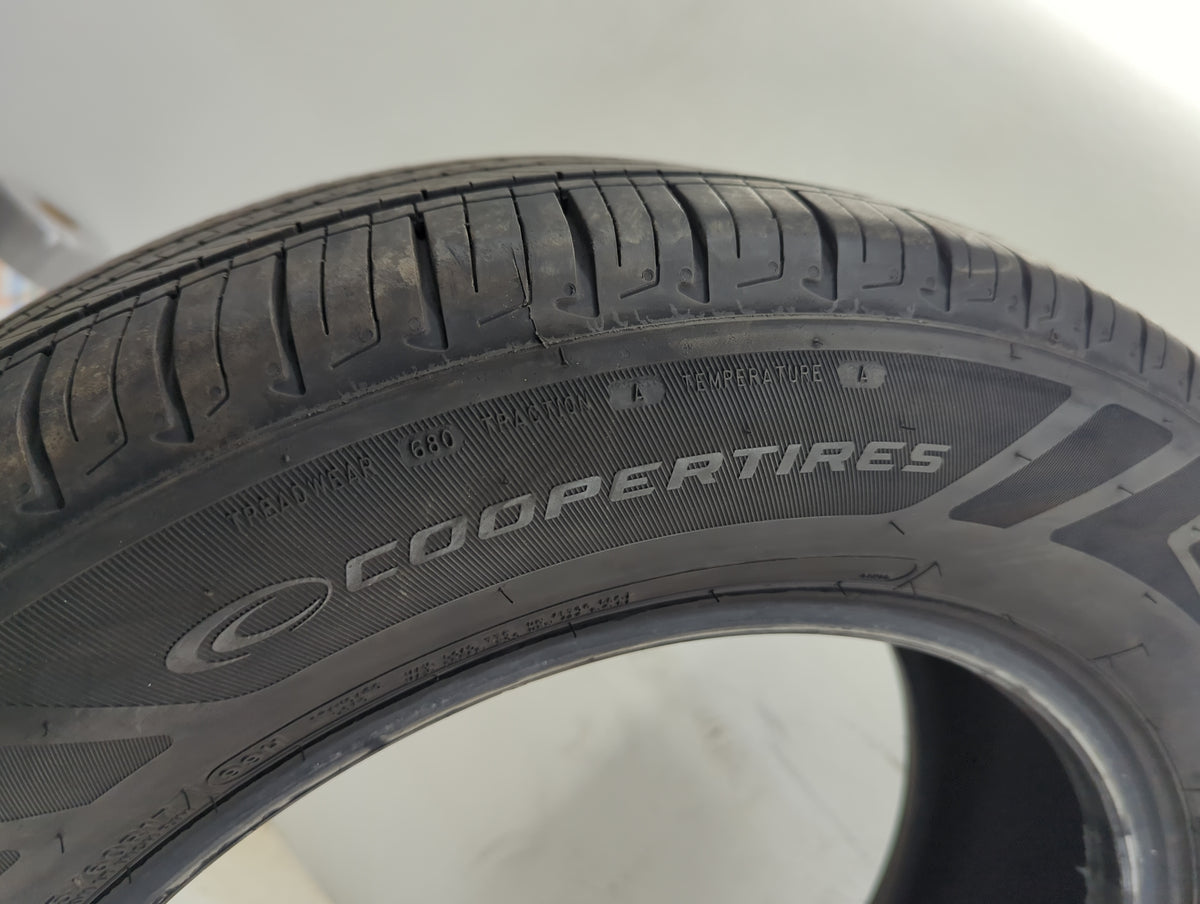 Used Tire 225/60RR17 COOPER ENDEAVOR PLUS 99H - Tread Depth 9.5/32 - Oemusedautoparts1.com