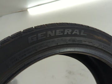 Used Tire 235/45R19 GENERAL ALTIMAX RT45 95H - Tread Depth 8/32