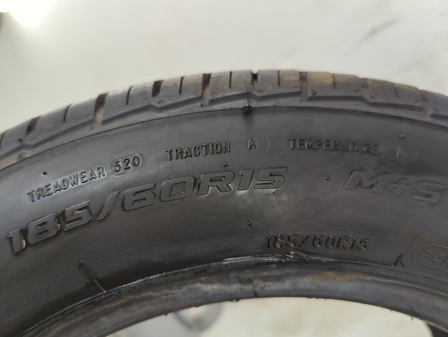 Used Tire 185/60R15 MASTERCRAFT STRATUS AS 84H - Tread Depth 9/32 - Oemusedautoparts1.com