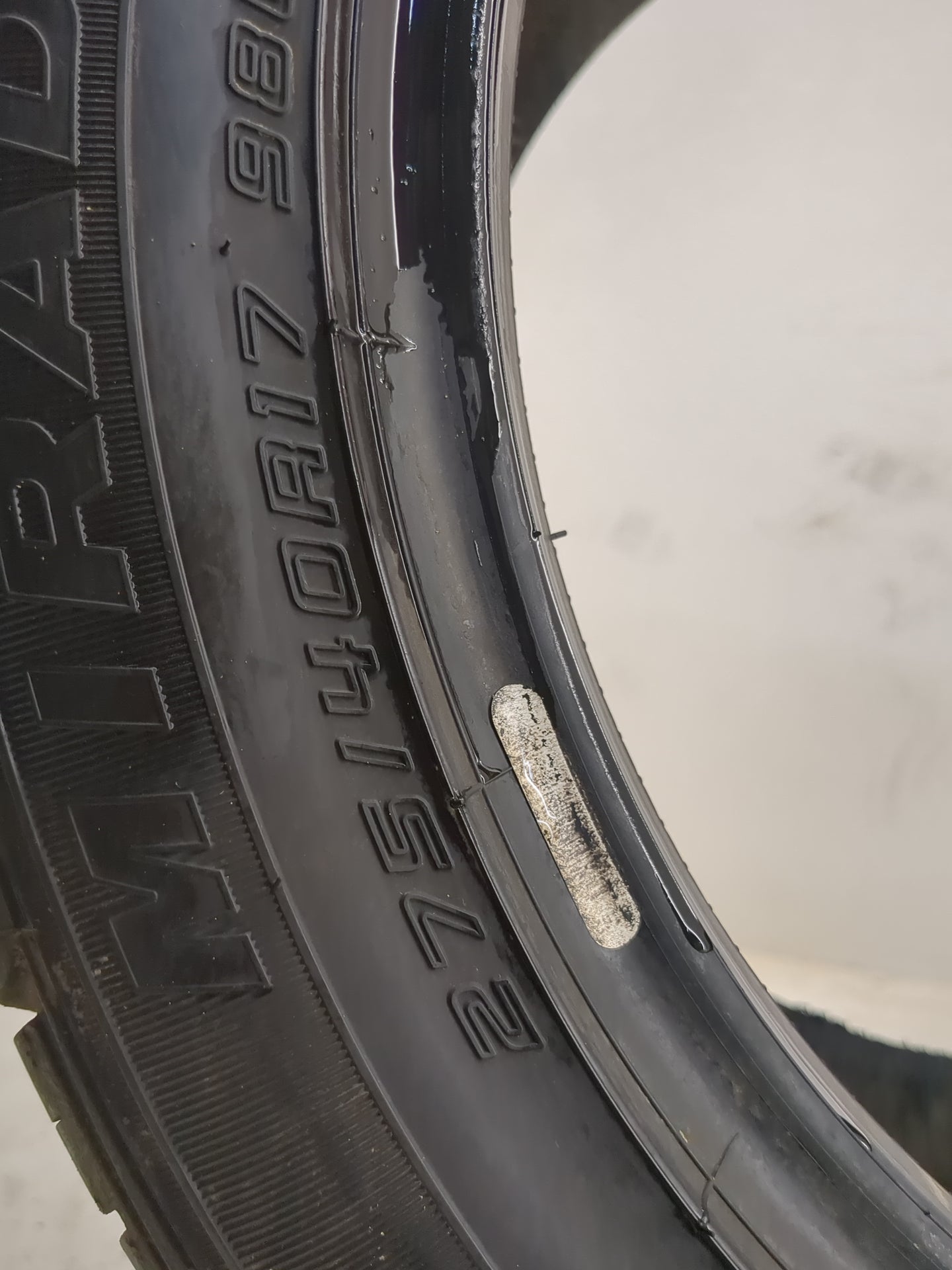 Used Tire 275/40R17 MIRADA SPORT GT2 98W - Tread Depth 8.5/32 - Oemusedautoparts1.com
