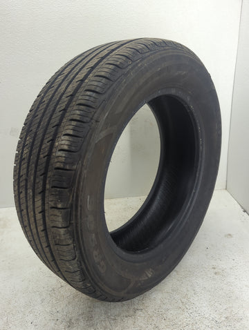 Used Tire 205/60R16 IRONMAN GR906 92H - Tread Depth 9/32 - Oemusedautoparts1.com