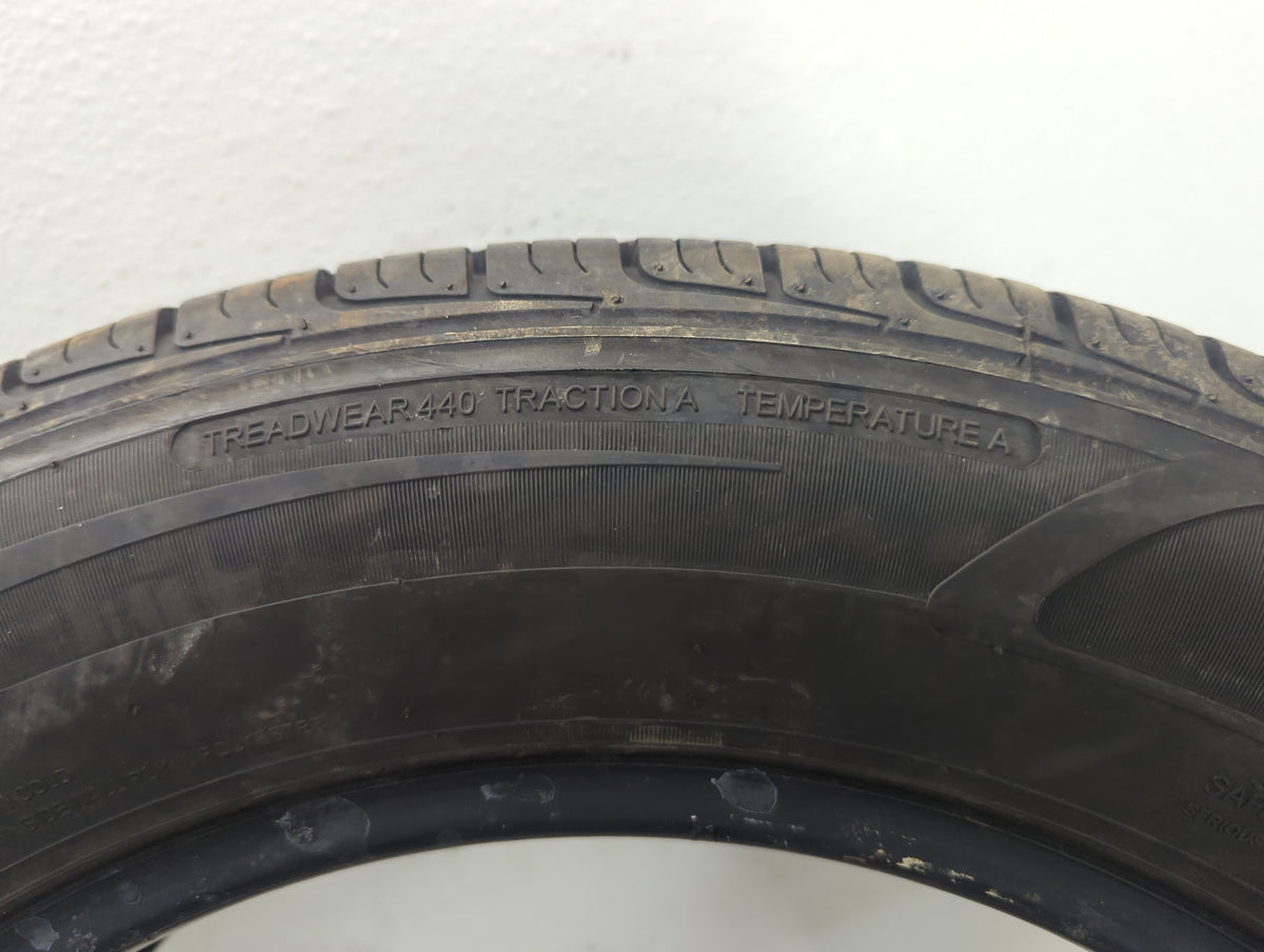Used Tire 205/60R16 IRONMAN GR906 92H - Tread Depth 9/32 - Oemusedautoparts1.com