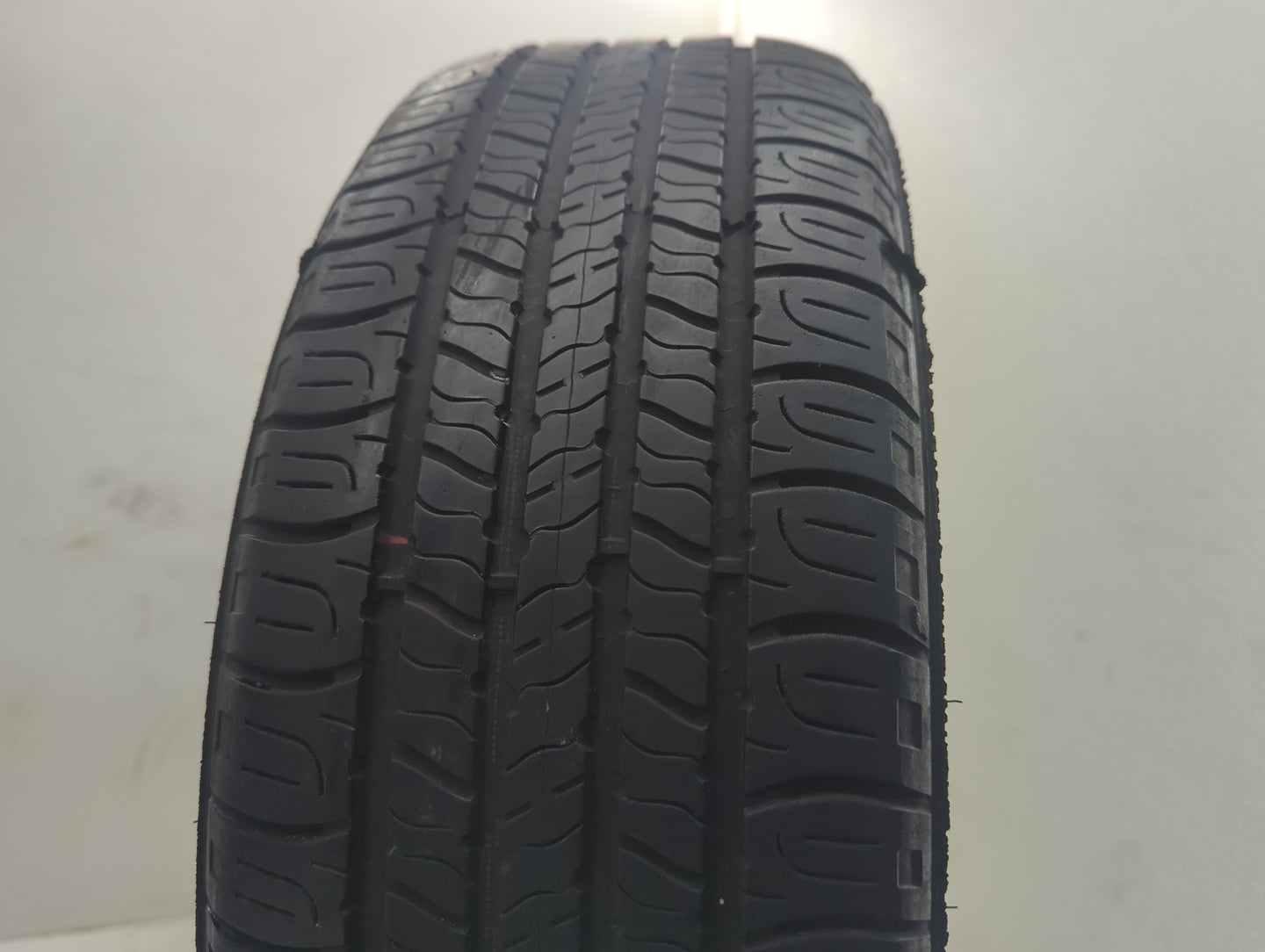 Used Tire 205/60R16 GOODYEAR ASSURANCE 92T - Tread Depth 6.5/32 - Oemusedautoparts1.com