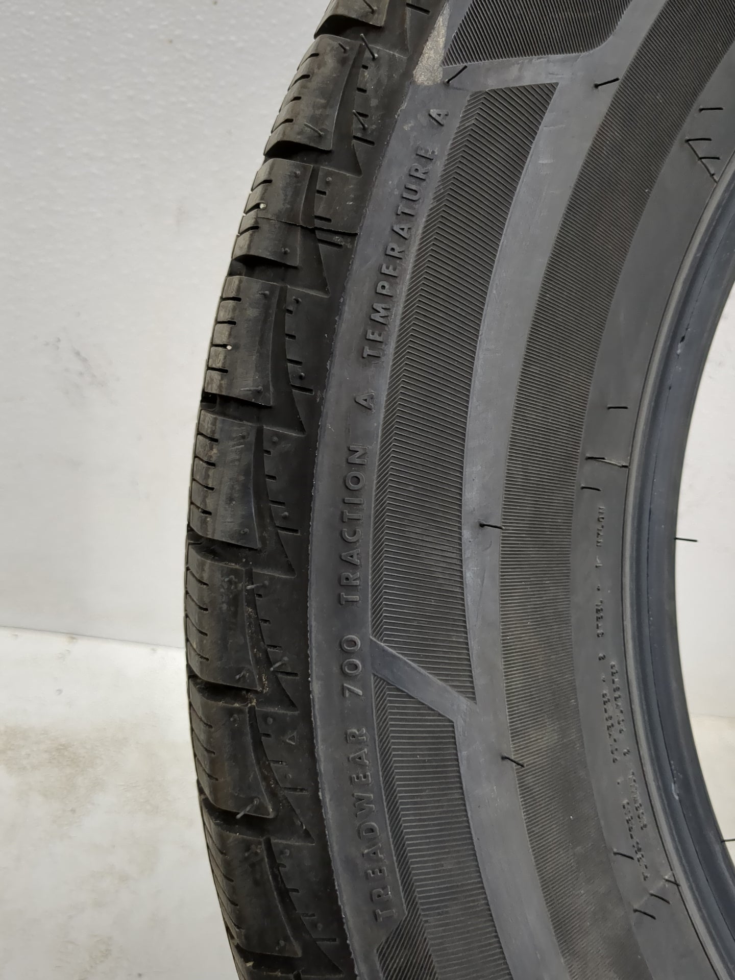 Used Tire 225/65R17 BRIDGESTONE WEATHERPEAK 102H - Tread Depth 10/32 - Oemusedautoparts1.com