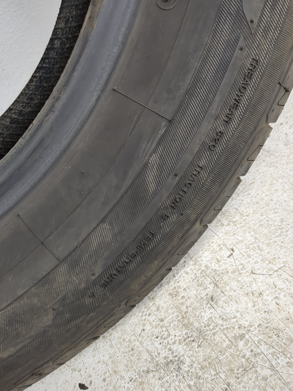 Used Tire 225/65R17 TOYO EXTENA A/S 2 102H - Tread Depth 11/32 - Oemusedautoparts1.com