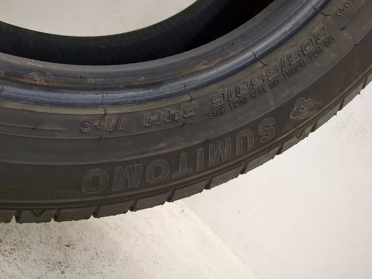 Used Tire 205/55R16 SUMITOMO HTR A/S PO3 94H - Tread Depth 9.5/32 - Oemusedautoparts1.com