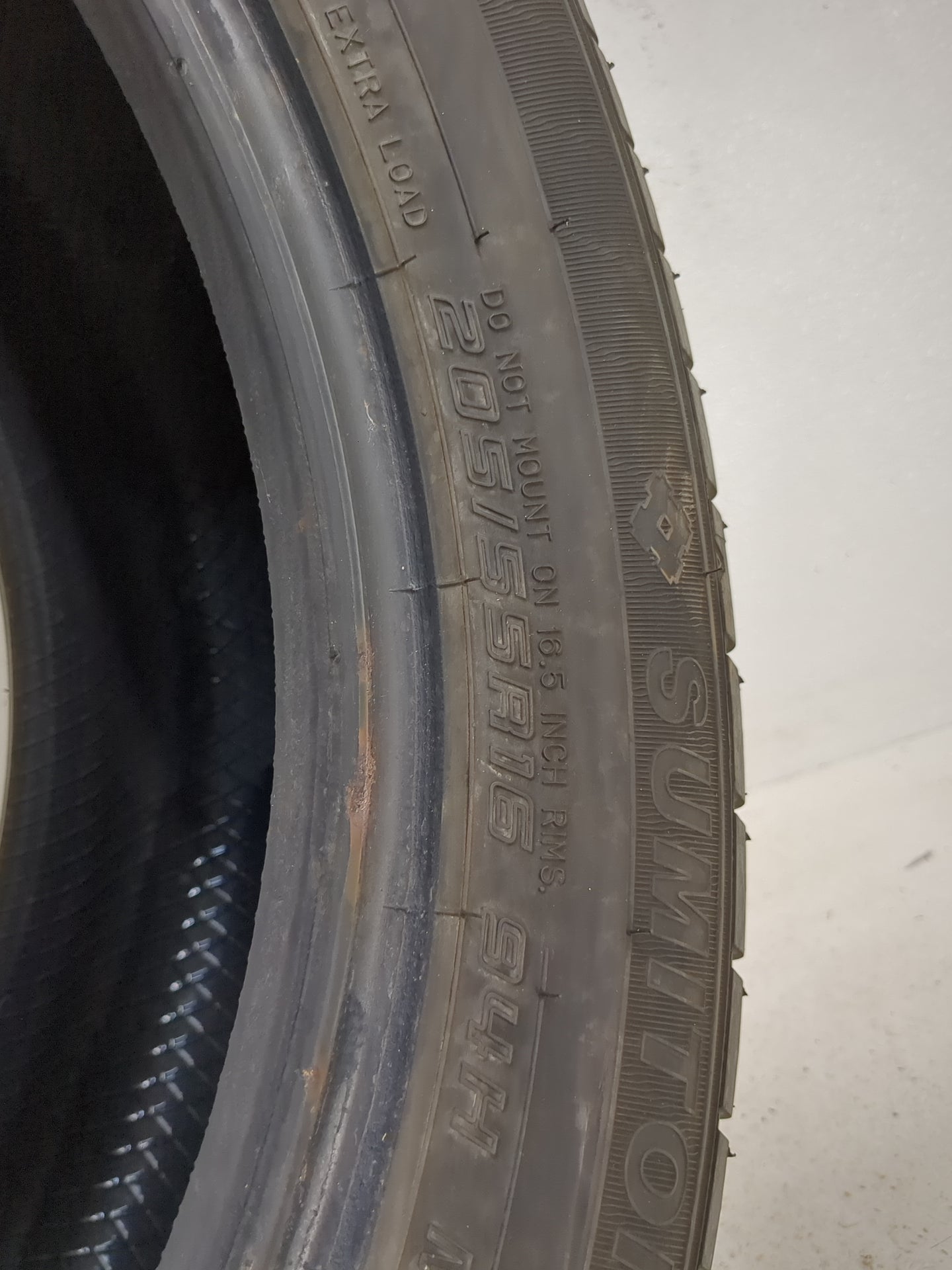 Used Tire 205/55R16 SUMITOMO HTR A/S PO3 94H - Tread Depth 9.5/32 - Oemusedautoparts1.com