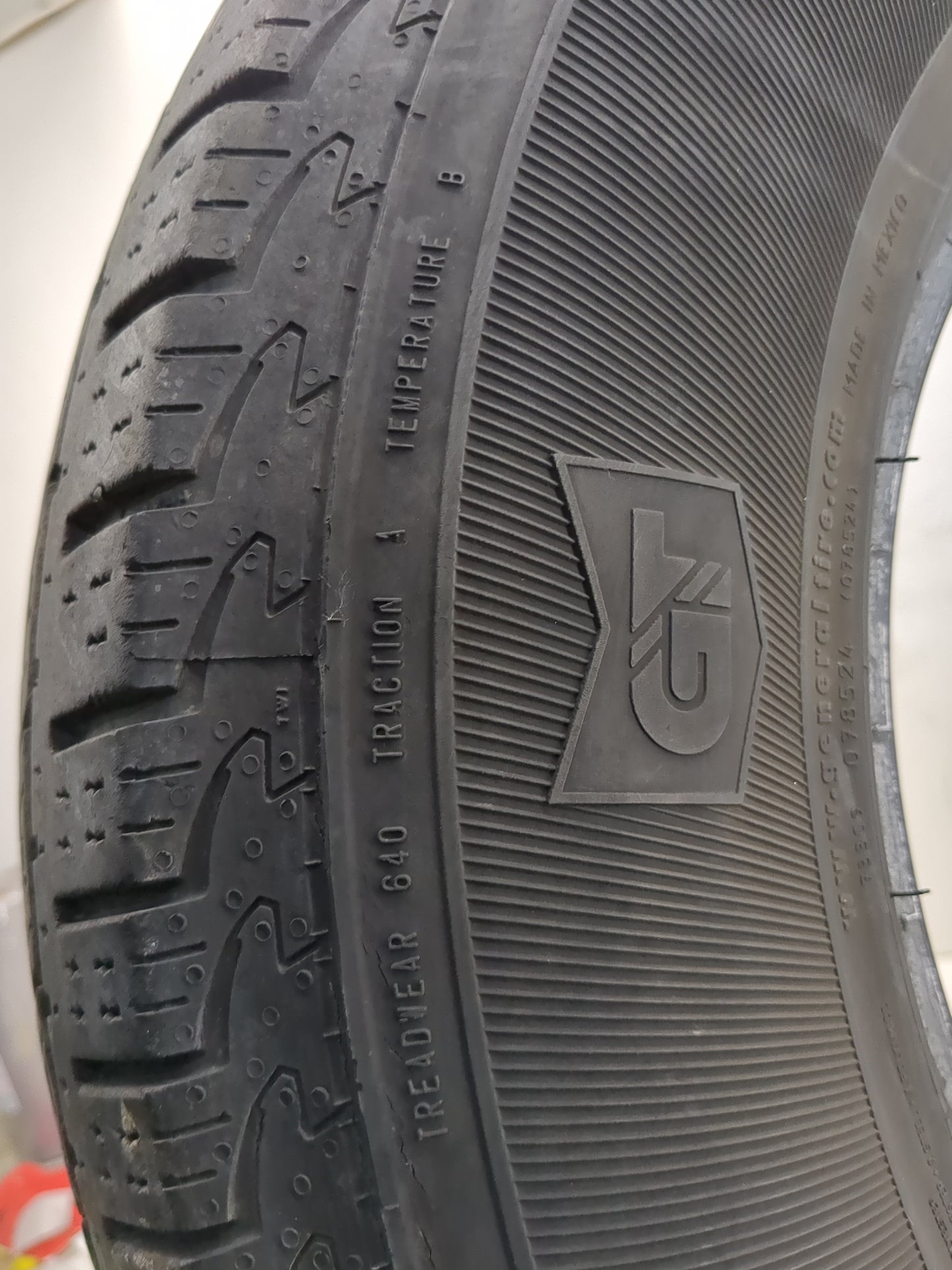 Used Tire 205/75R15 GENERAL GRABBER HTS 105T - Tread Depth 8.5/32 - Oemusedautoparts1.com