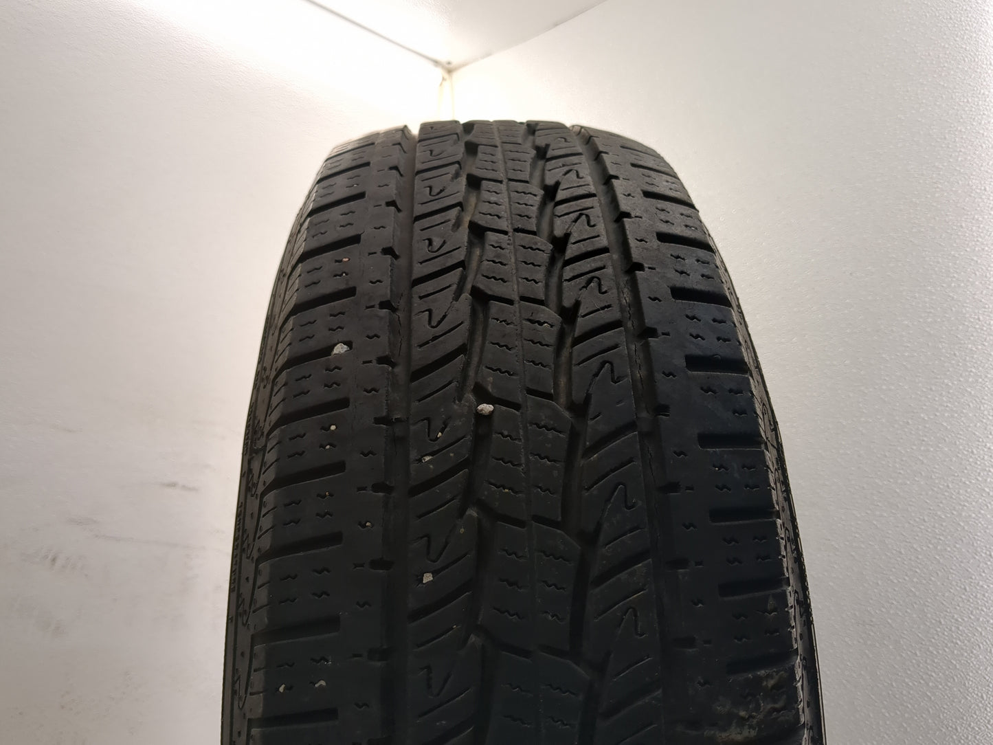 Used Tire 205/75R15 GENERAL GRABBER HTS 105T - Tread Depth 8.5/32 - Oemusedautoparts1.com