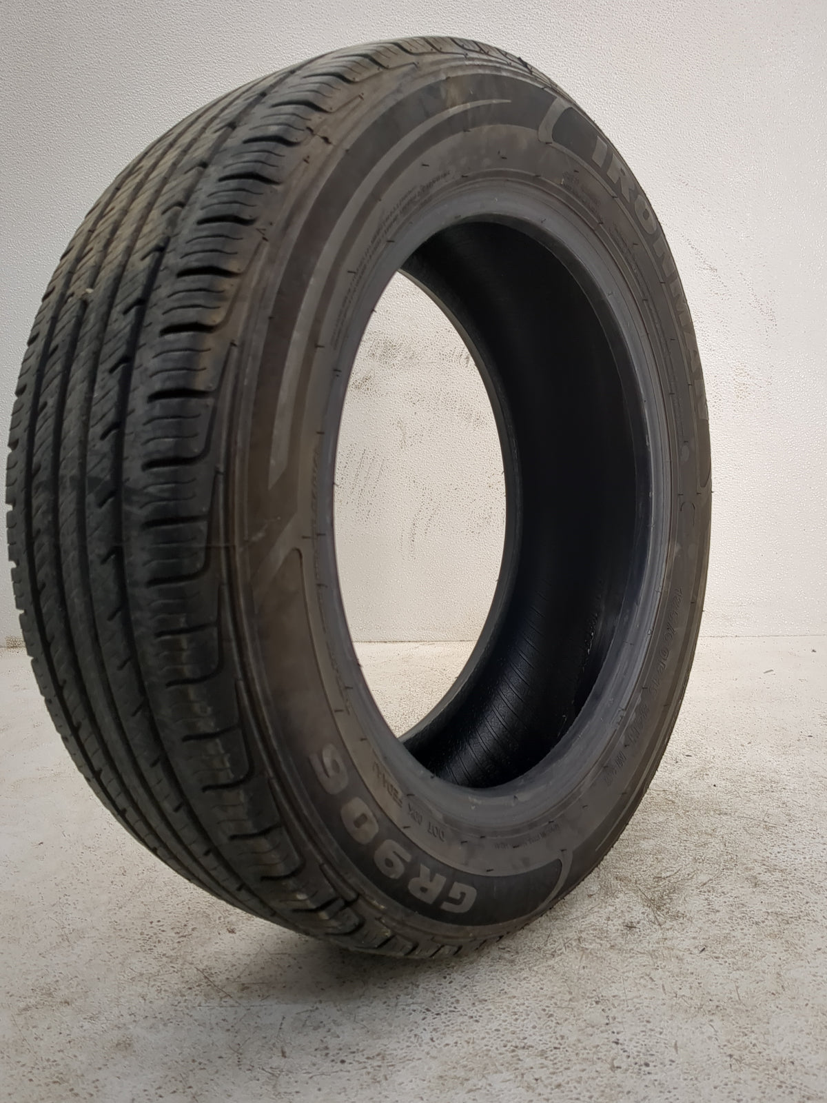 Used Tire 185/60R15 IRONMAN GR906 84H - Tread Depth 8/32 - Oemusedautoparts1.com