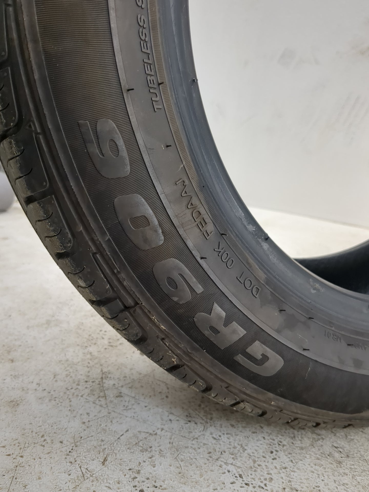 Used Tire 185/60R15 IRONMAN GR906 84H - Tread Depth 8/32 - Oemusedautoparts1.com