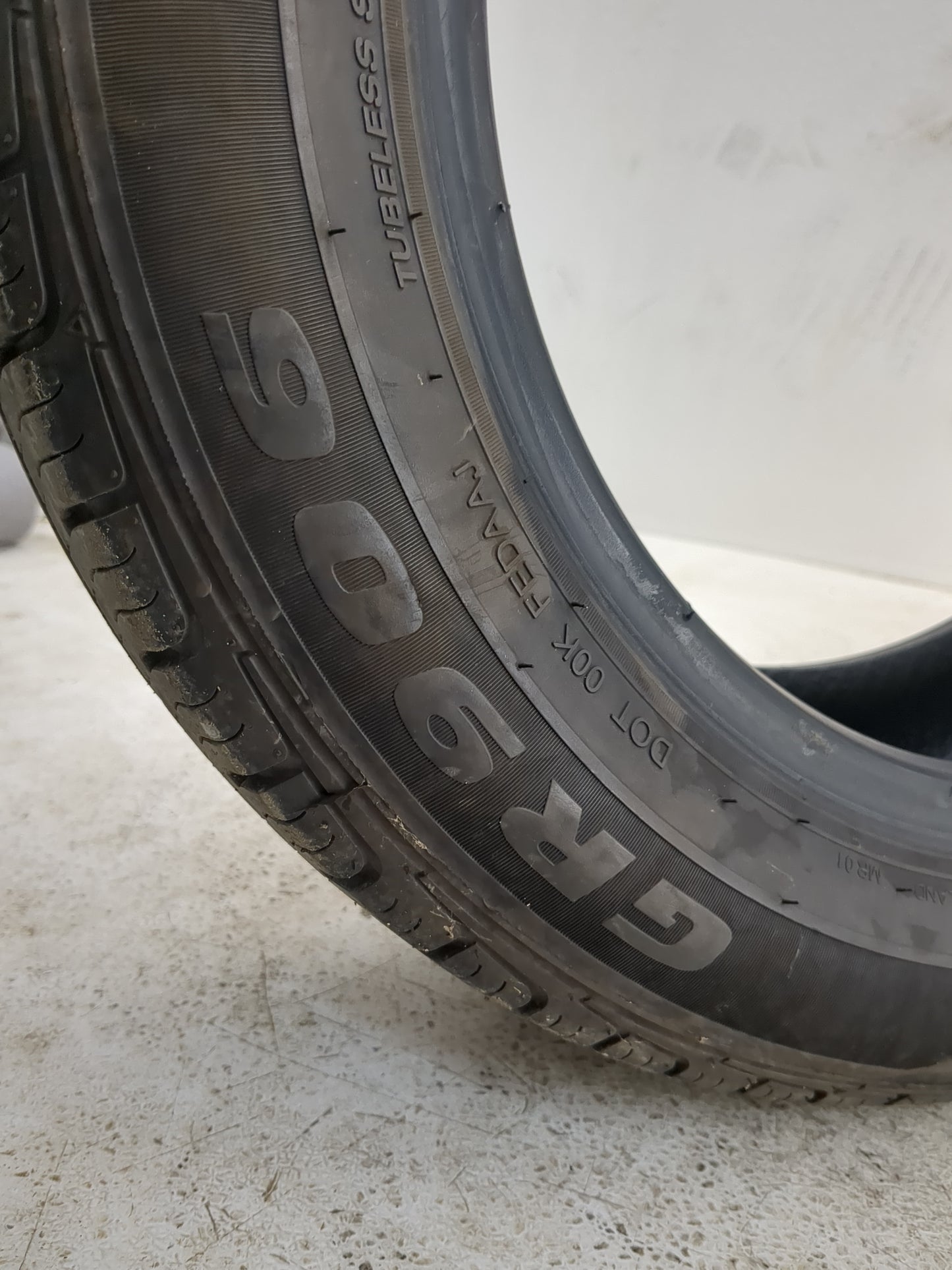 Used Tire 185/60R15 IRONMAN GR906 84H - Tread Depth 8/32 - Oemusedautoparts1.com