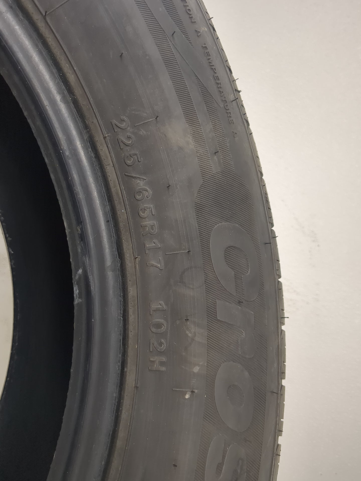 Used Tire 225/65R17 CROSSWIND HP010 PLUS 102H - Tread Depth 10/32 - Oemusedautoparts1.com