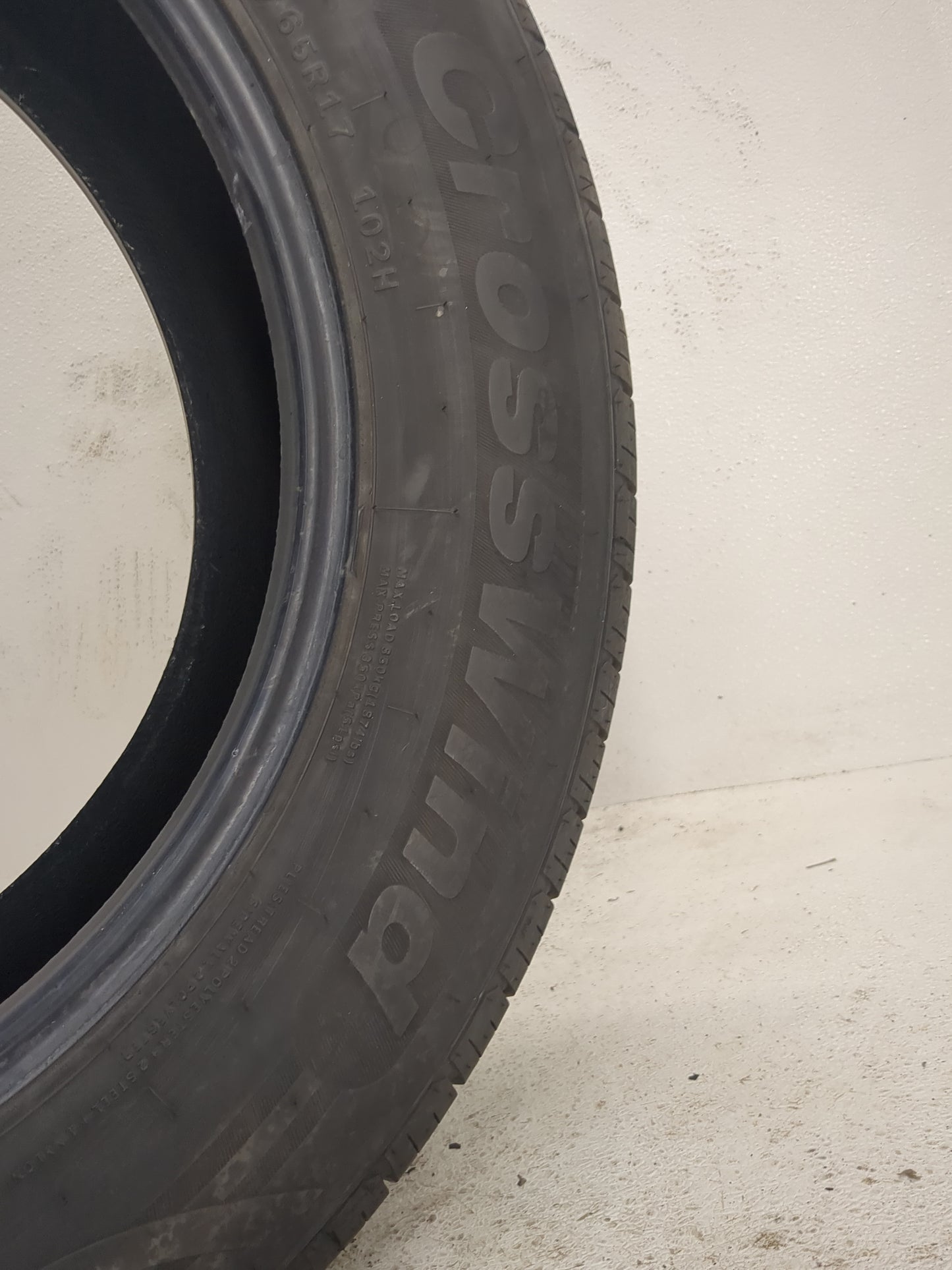 Used Tire 225/65R17 CROSSWIND HP010 PLUS 102H - Tread Depth 10/32 - Oemusedautoparts1.com