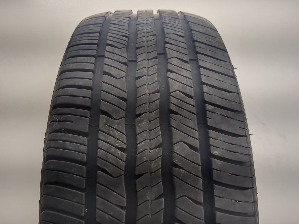 Used Tire 225/55R17 BFGOODRICH ADVANTAGE CONTROL 97H - Tread Depth 9.5/32 - Oemusedautoparts1.com