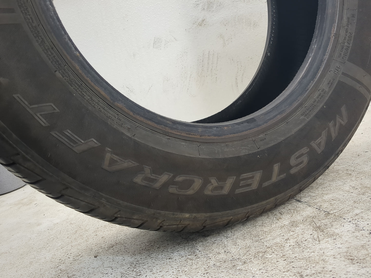 Used Tire 205/70R16 MASTERCRAFT QUEST PLUS 97H - Tread Depth 10/32 - Oemusedautoparts1.com